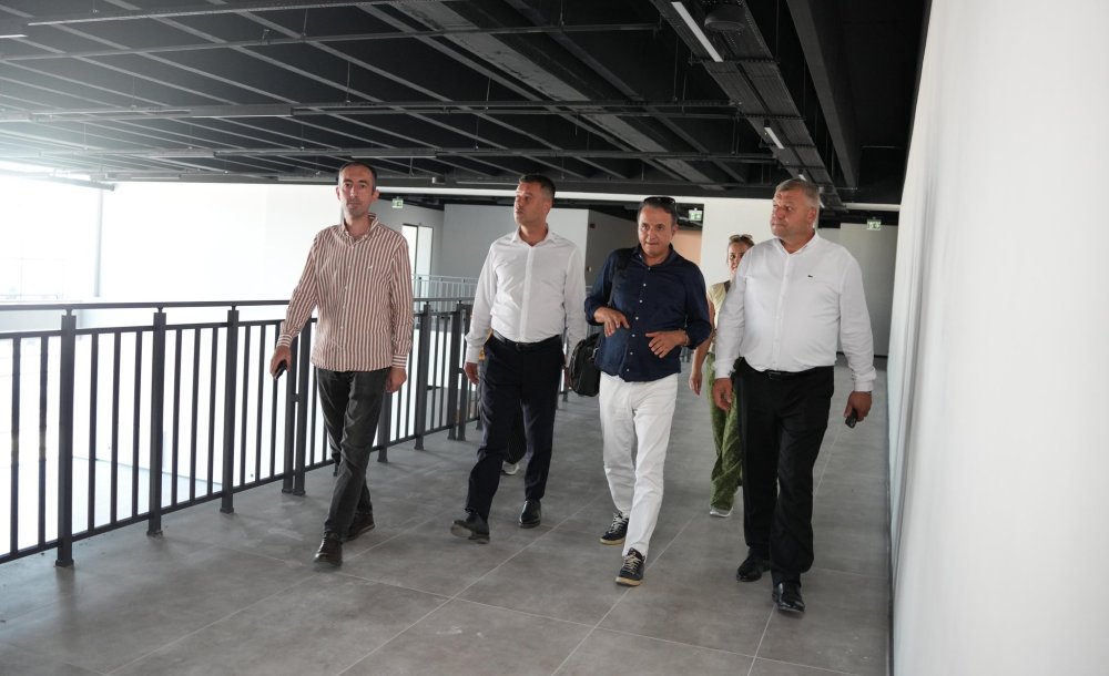 Fakültenin Yeni Binasını Gezdiler 