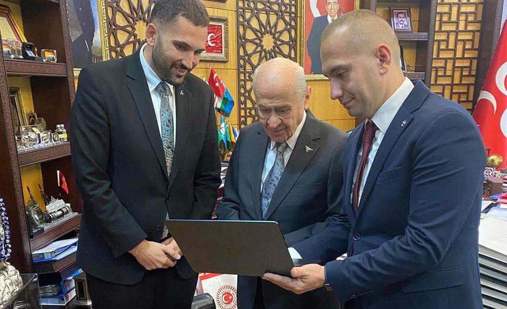Furkan Biçer Devlet Bahçeli'yi Ziyaret Etti 