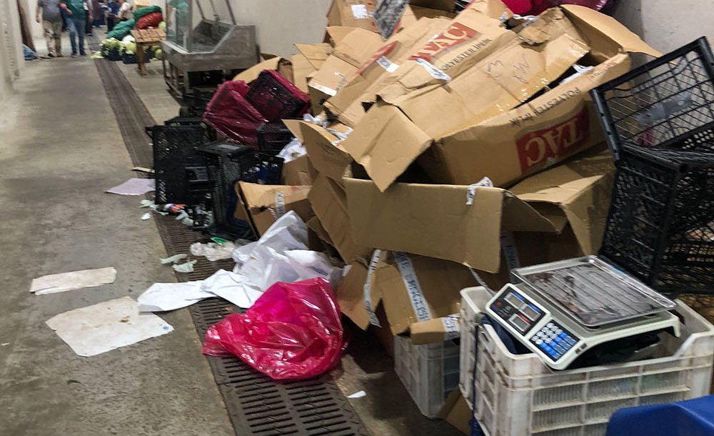 Gıda Satılan Yerde İstenmeyen Görüntüler 