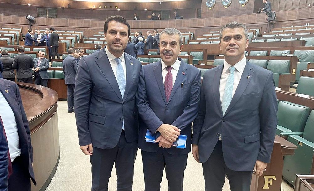 Gökhan Diktaş'tan Yoğun Bakanlık Trafiği