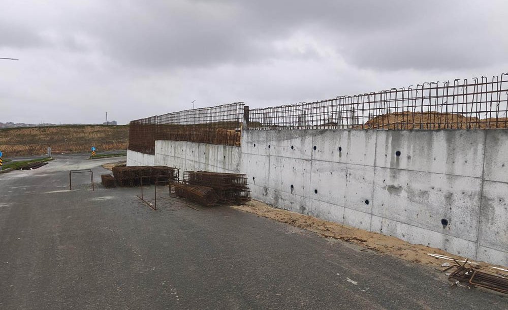 Hal Binasında Çalışmalar Sürüyor 