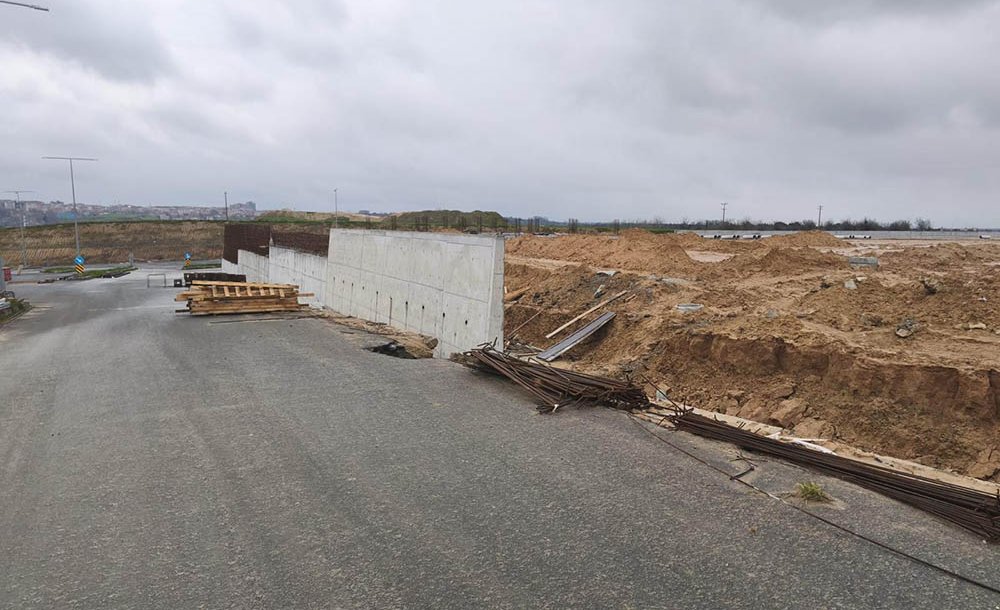 Hal Binasında Çalışmalar Sürüyor 