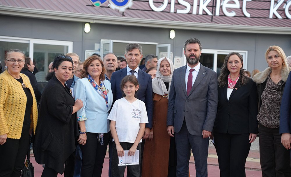 Halk Günü Toplantisinda Vatandaşlar Derdi̇ni̇ Anlatti 