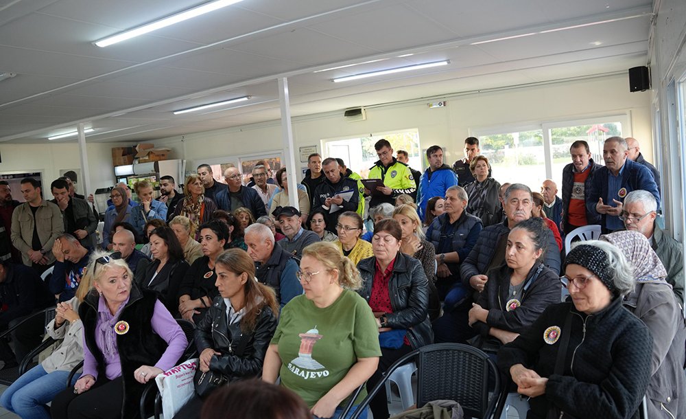 Halk Günü Toplantisinda Vatandaşlar Derdi̇ni̇ Anlatti 