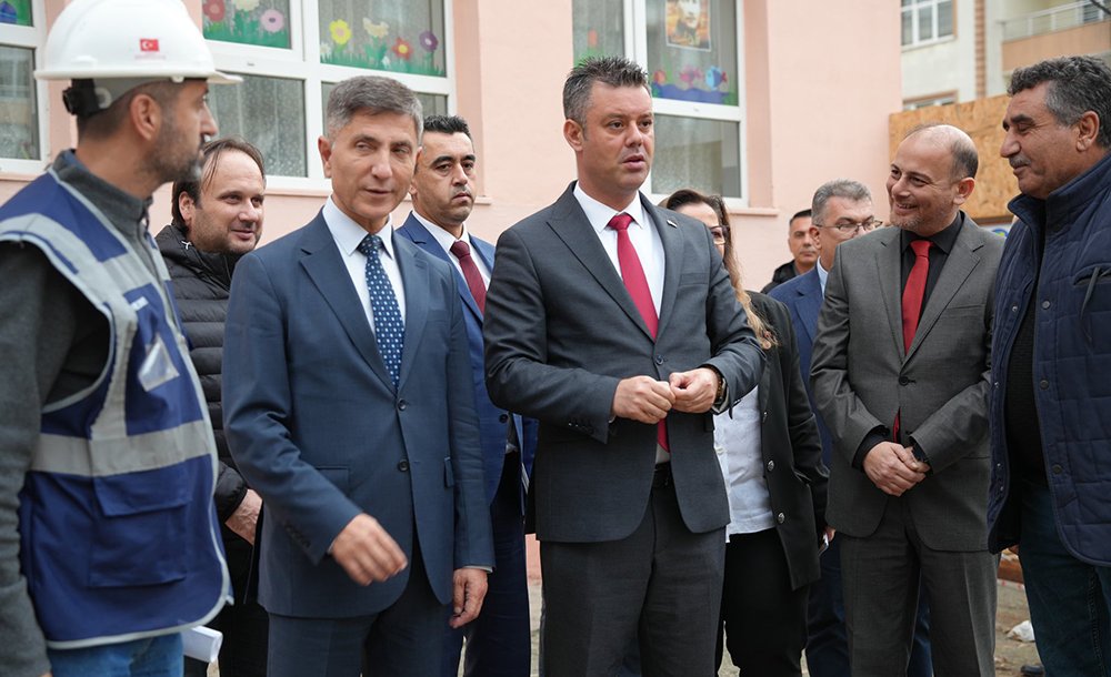 Halk Toplantısı Atatürk İlkokulunda Yapıldı