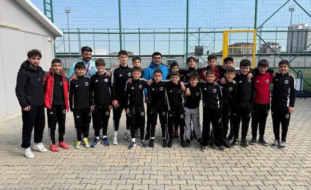 “Hedef Türk Gençliğini Başarılı Kılmak”