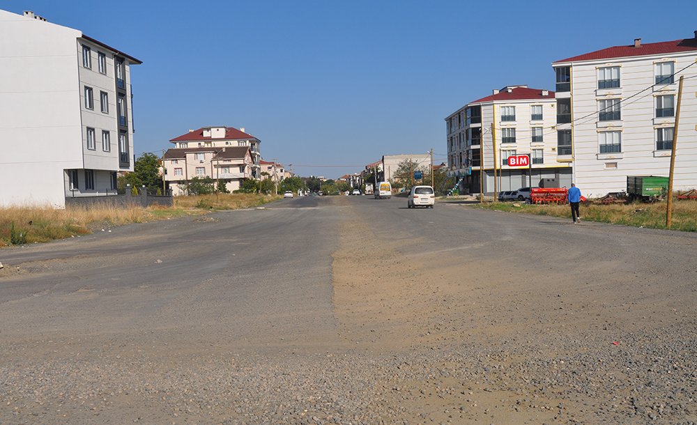 İsmet Paşa Bulvarı Hizmet Bekliyor