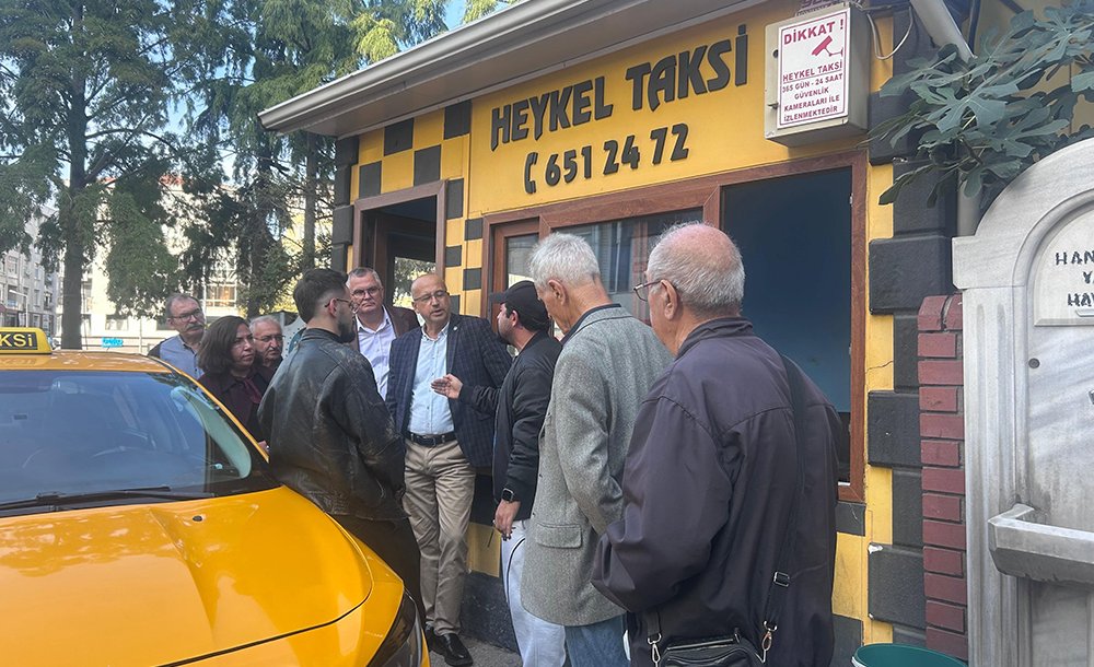 İyi̇ Parti Taksici Esnafını Ziyaret Etti