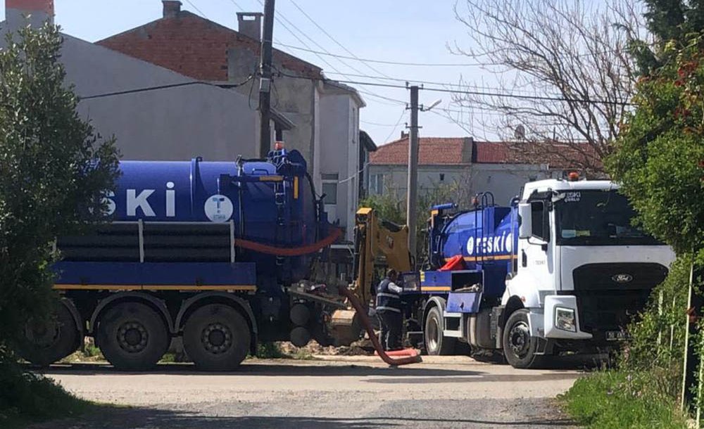 Kanalizasyon Hattı Tıkandı, Teski̇ Harekete Geçti