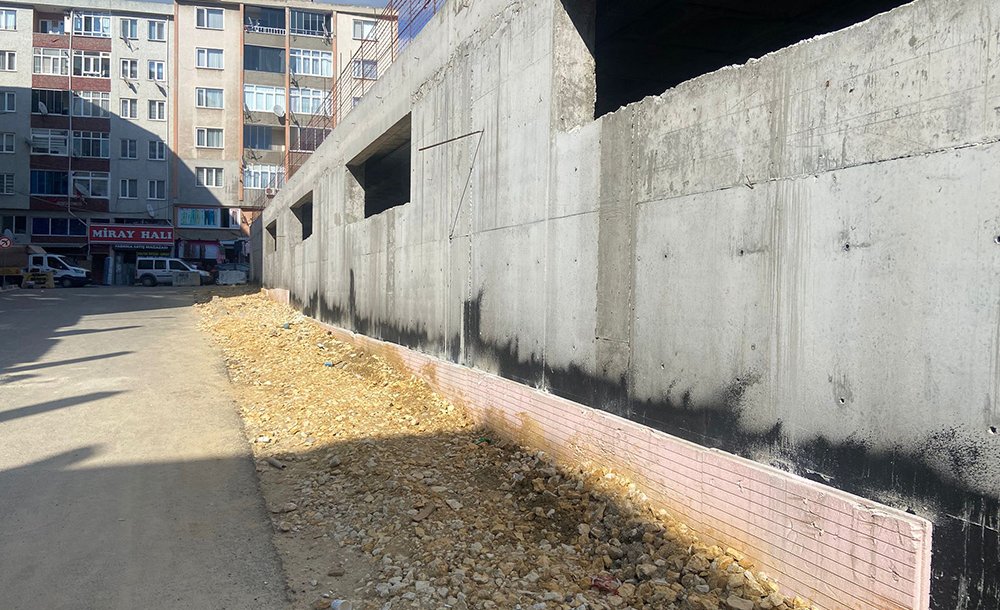 Katlı Otoparkta Çalışmalar Durdu Mu?