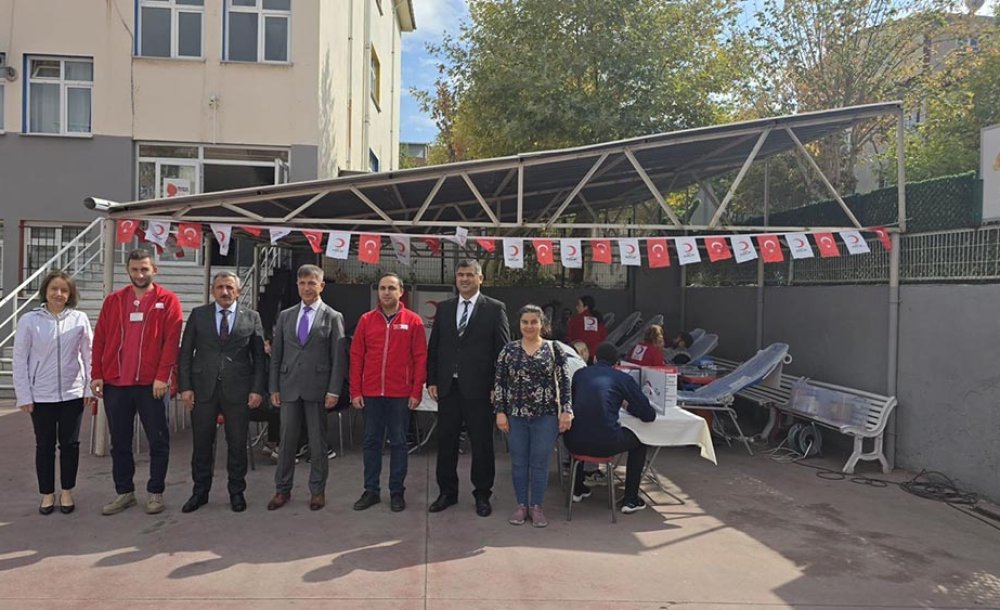 Kaymakam Erten Kan Bağışı Etkinliğine Katıldı 