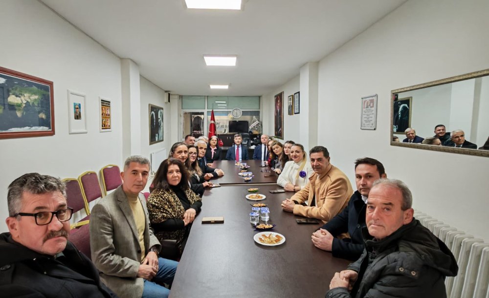 Kaymakam Erten, Muhtarlar Derneğini Ziyaret Etti 