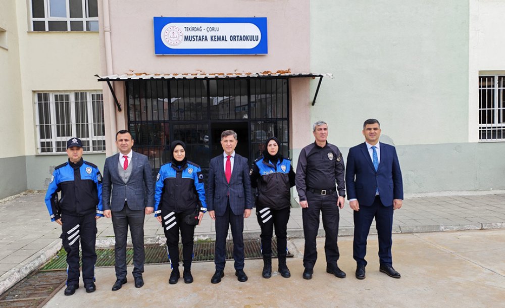 Kaymakam Erten Öğrencilerle Bir Araya Geldi  