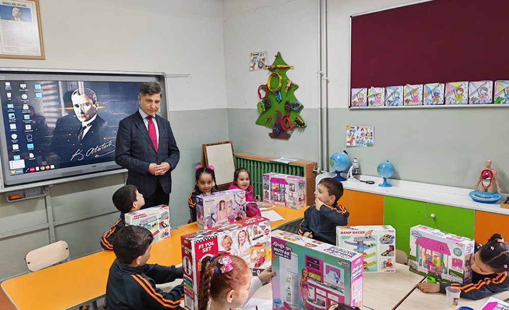 Kaymakam Erten Öğrencilerle Bir Araya Geldi  