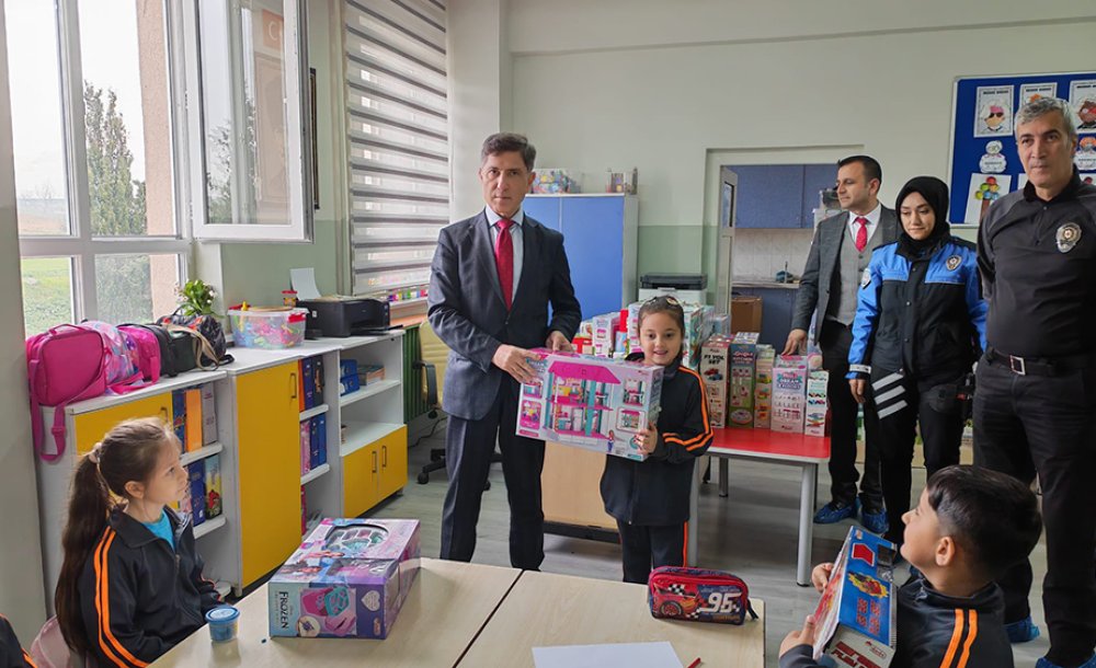 Kaymakam Erten Öğrencilerle Bir Araya Geldi  