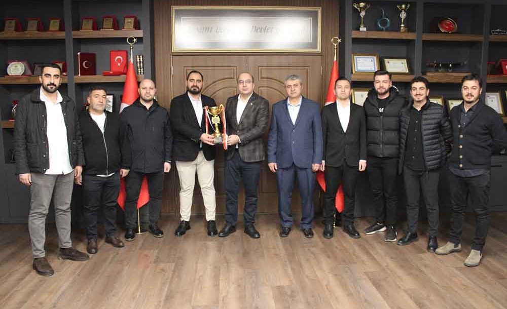 Kaymakam Kadir Duman, Şampiyon Ergene Spor'u Ağırladı