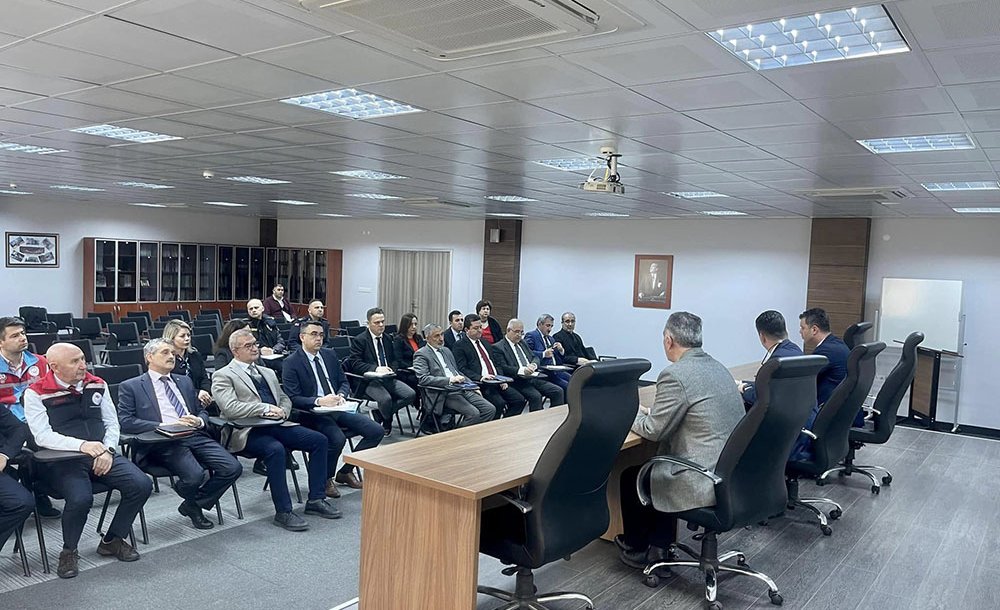 Kaymakamlıkta Kurum Amirleriyle Toplantı Yapıldı 