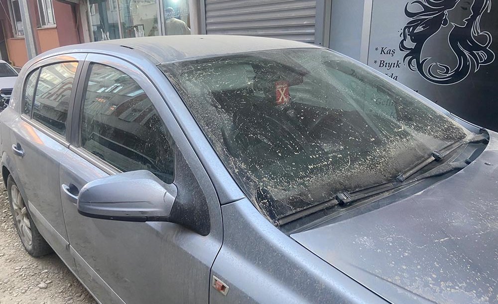Kemalettin Mahallesi'nde 3 Aydır Toz Çilesi