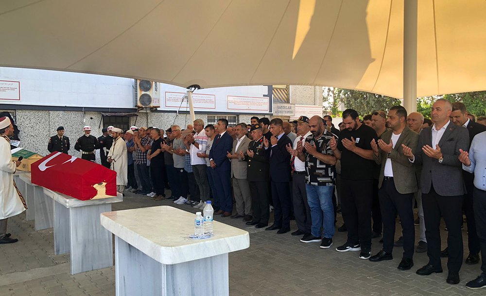 Kıbrıs Gazisi Askeri Törenle Uğurlandı 