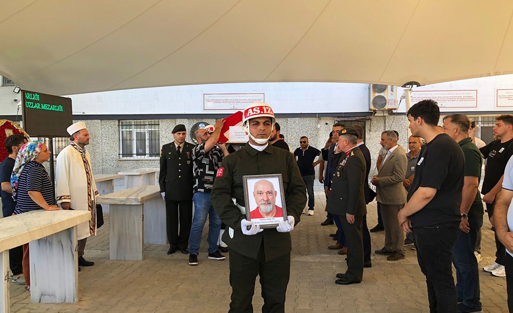 Kıbrıs Gazisi Askeri Törenle Uğurlandı 