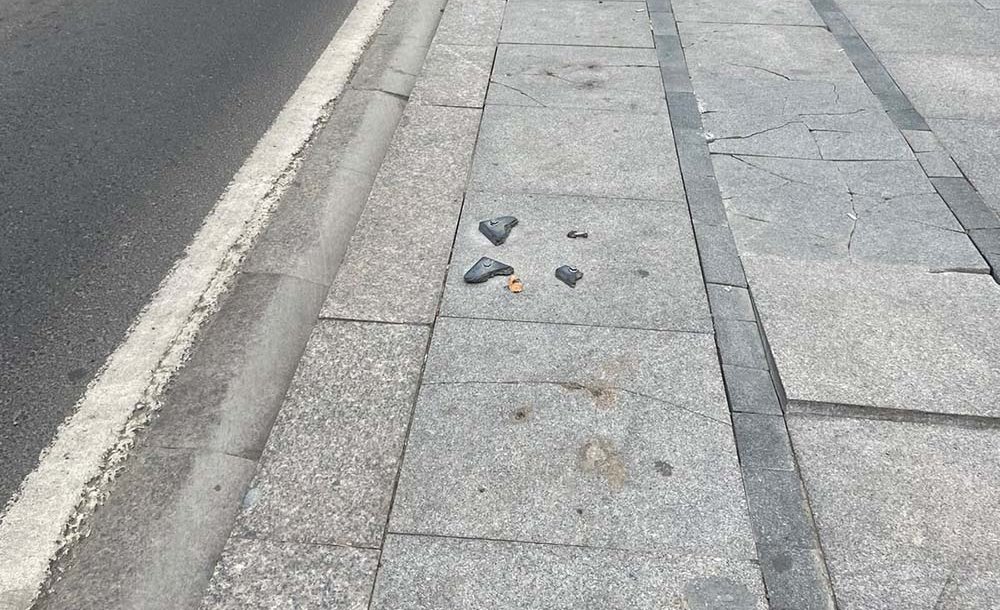 Kırık Duba Parçaları Tehlike Yaratıyor