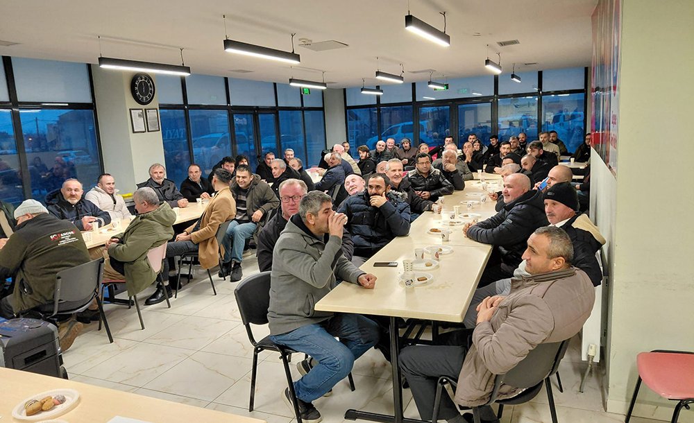 Kul Hi̇mmet Derneği̇ Seçi̇mi̇ni̇ Yapti 