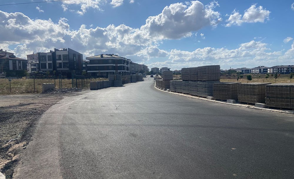 Kumru Caddesi̇'nde Sona Geli̇ndi̇ 