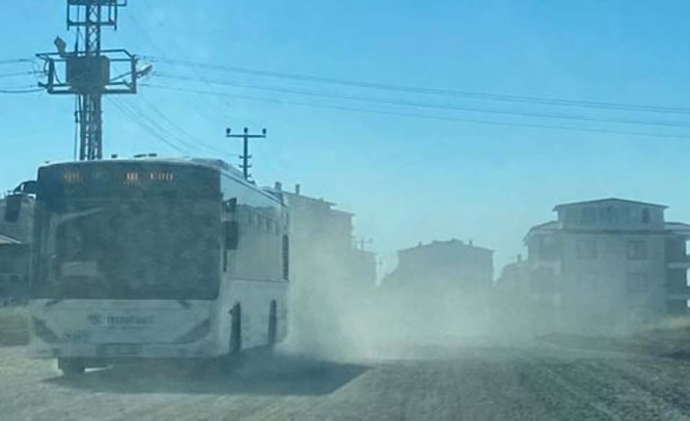 Kumru Caddesi'nde Toz Çilesi Bitmiyor