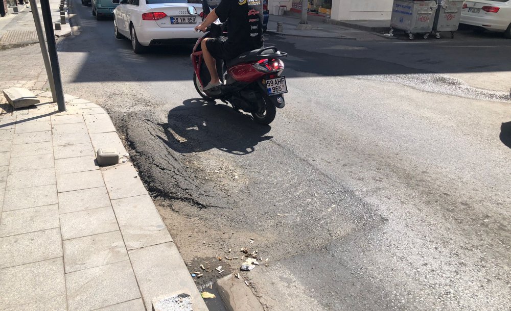 Kumyol Caddesinde Eksikler Bitmiyor 