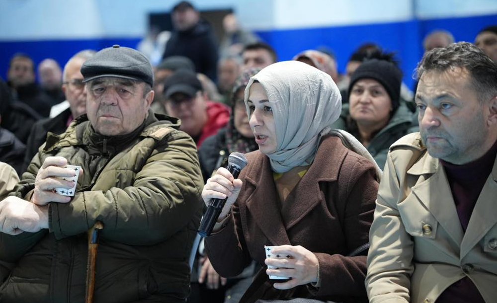 Mahalle Toplantısındaki Kalabalık Dikkat Çekti 