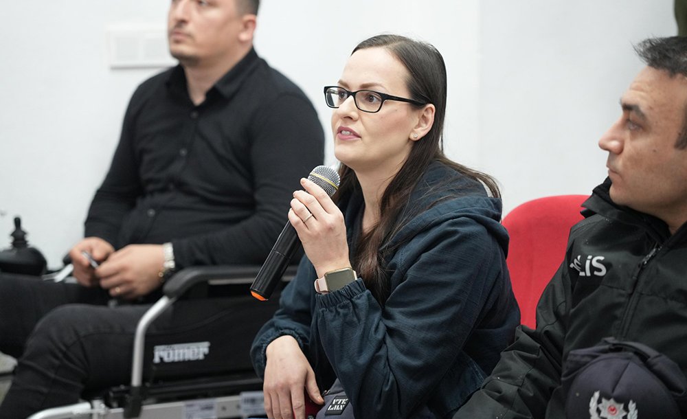 Mahalleli Dertlerini Peş Peşe Sıraladı