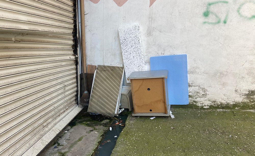 Mahalleliden Lağım Kokusuna Tepki 