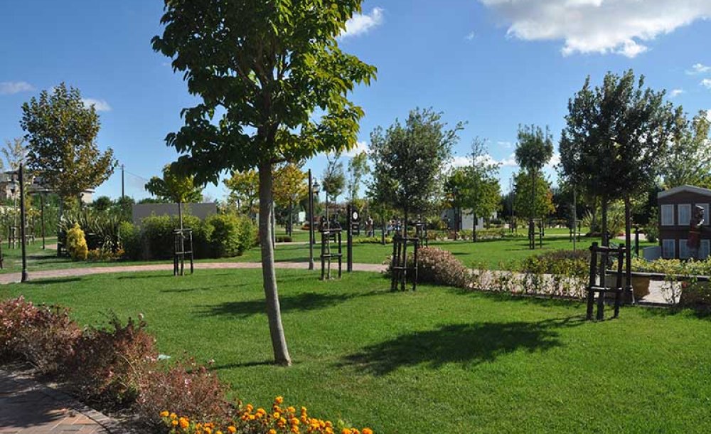 Masal Park Peyzajıyla Göz Dolduruyor