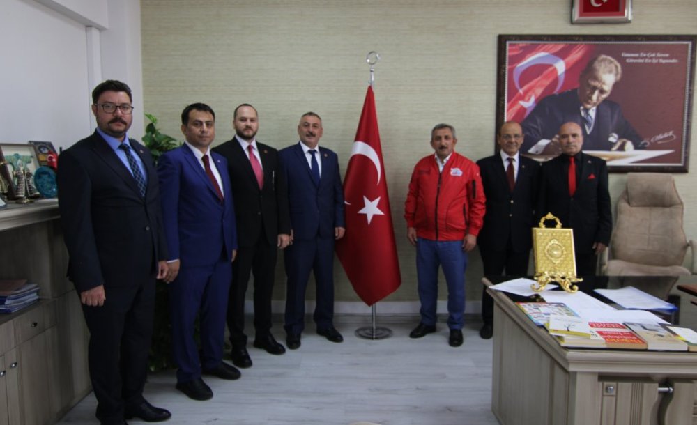 Mhp'den Mi̇lli̇ Eği̇ti̇m Müdürü Erdoğan'a Zi̇yaret 