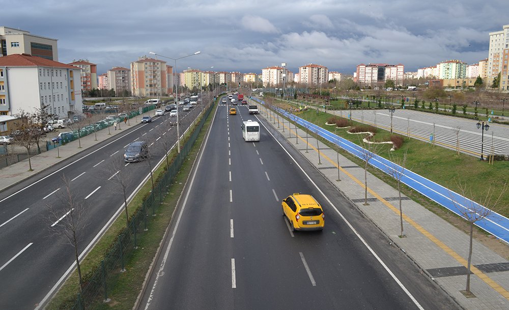 Minibüsler İçin Bekleme Cebi Yapılsın 