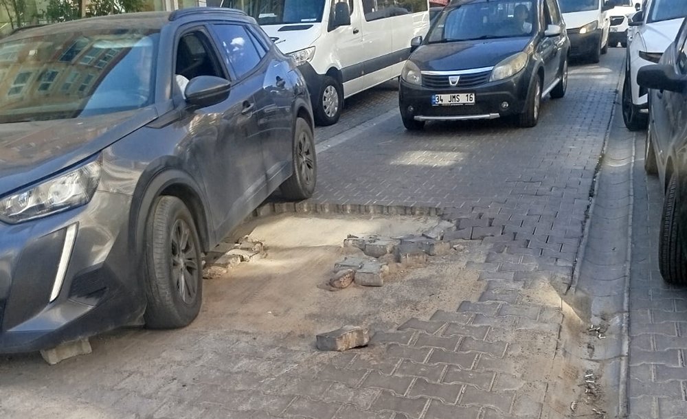 Muhittin Mahallesi'nde Tepki Çeken Yol 