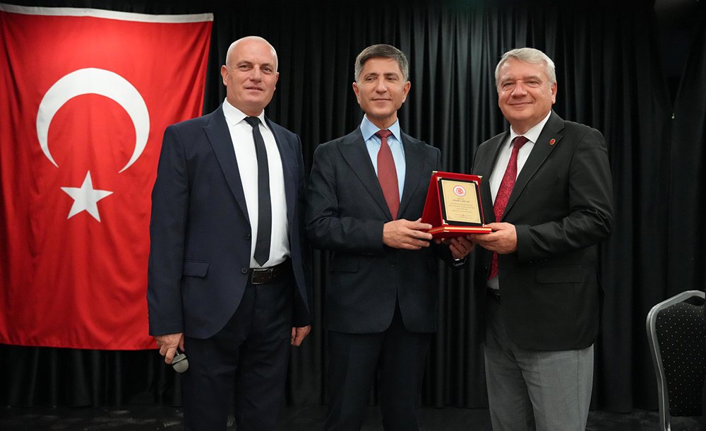 Muhtarlar Yeni Yıl Yemeği Düzenledi 