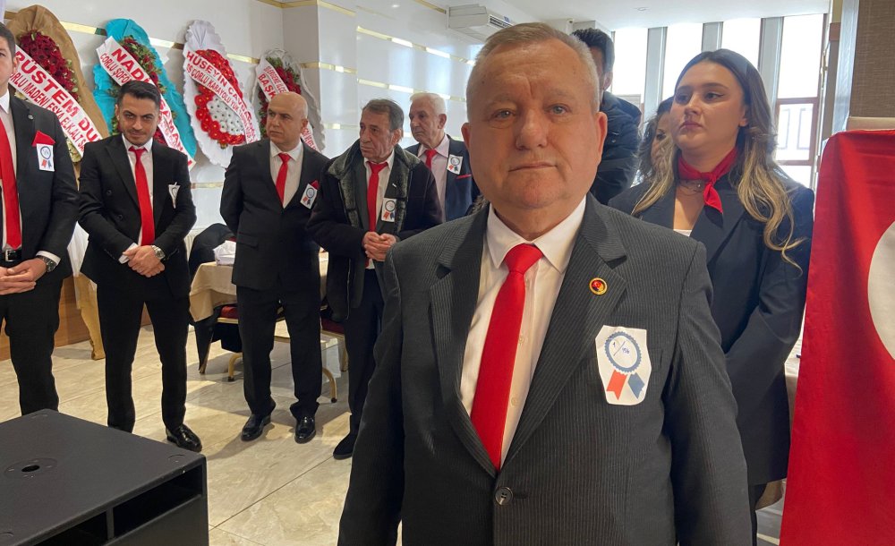 Nazmi Çolak Farklı Kazandı