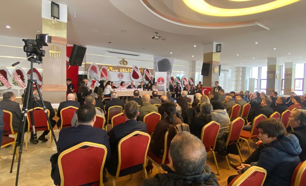 Nazmi Çolak Farklı Kazandı