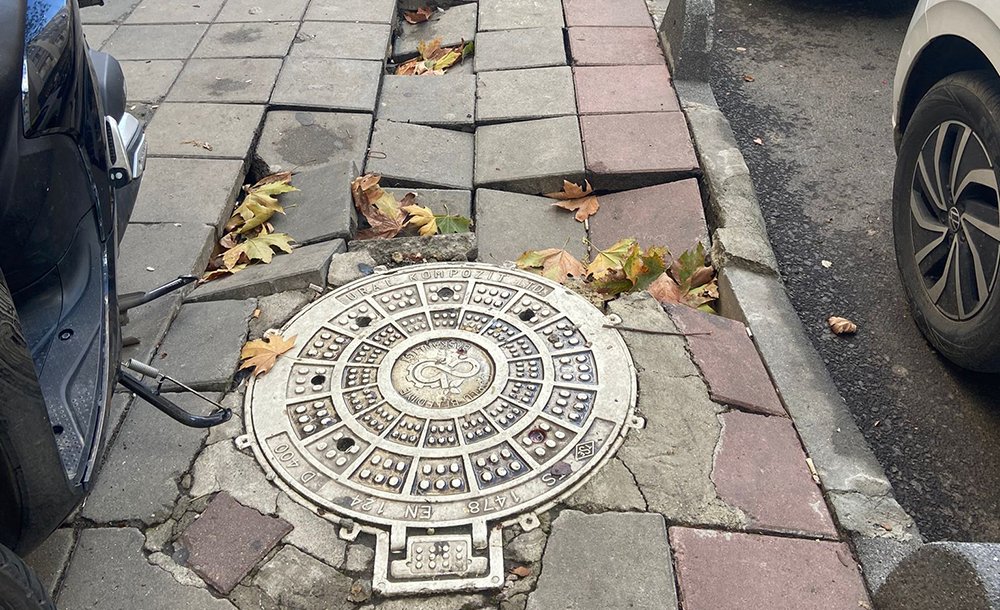 O Kaldırım Nihayet Yapıldı 