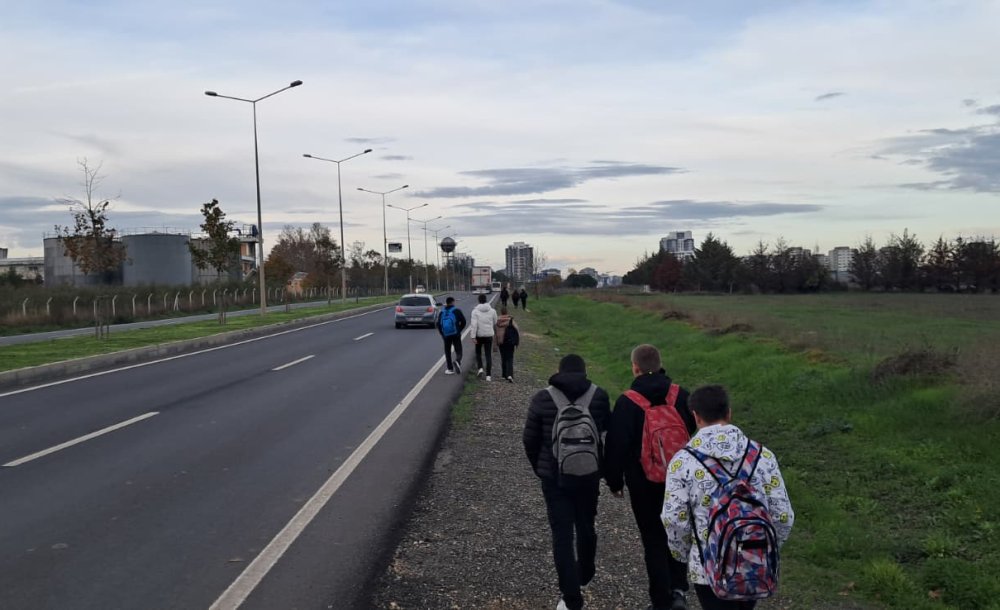 Öğrencilerin Tehlikeli Yolculuğu Sona Eriyor
