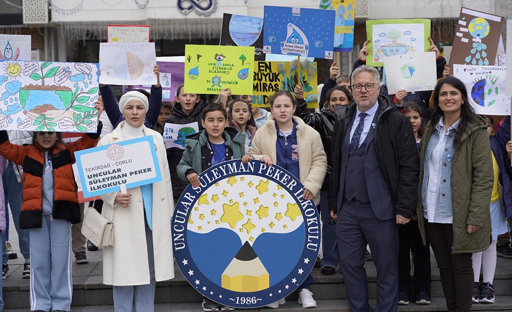 Öğrencilerin Yaptığı Farkındalık Etkinliği Alkış Aldı 