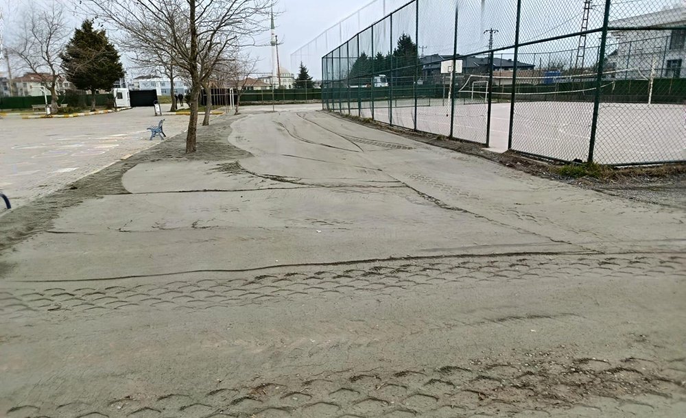 Okul Bahçesinde Çalışma Yapıldı 