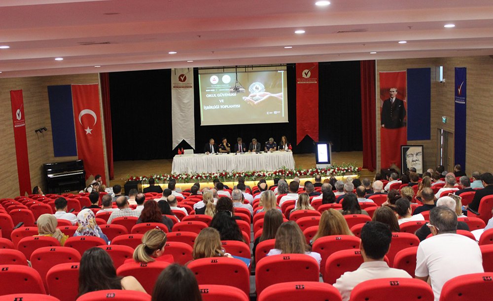 Okul Güvenliği Toplantısı Yapıldı 