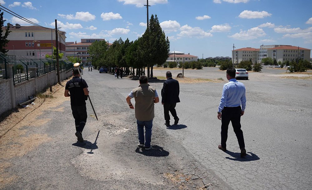 Okullar Bölgesinde Yol Çalışmaları Başlıyor 