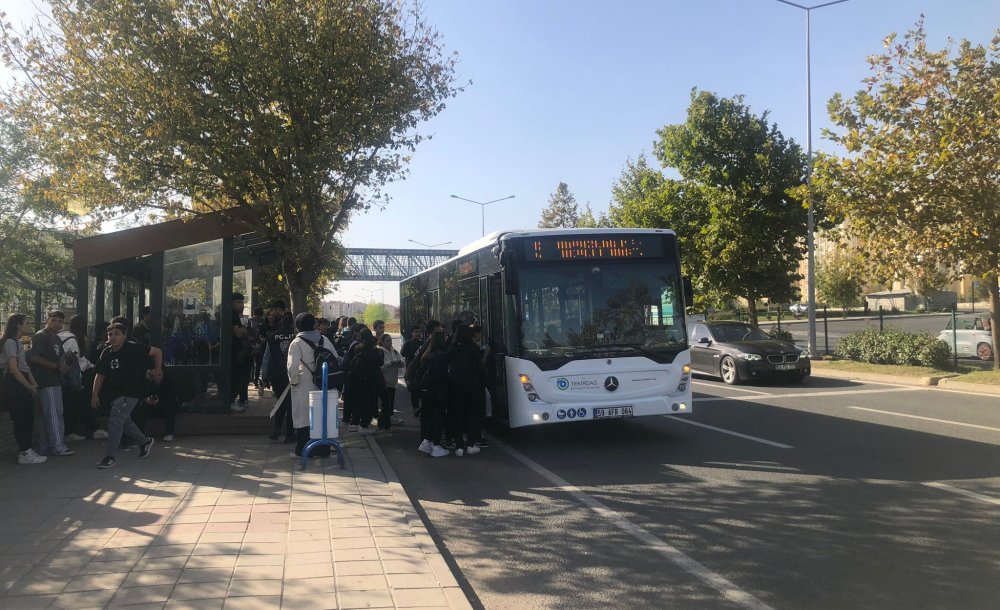 Okullarin Başlamasiyla Ulaşim Sorunlari Artti 