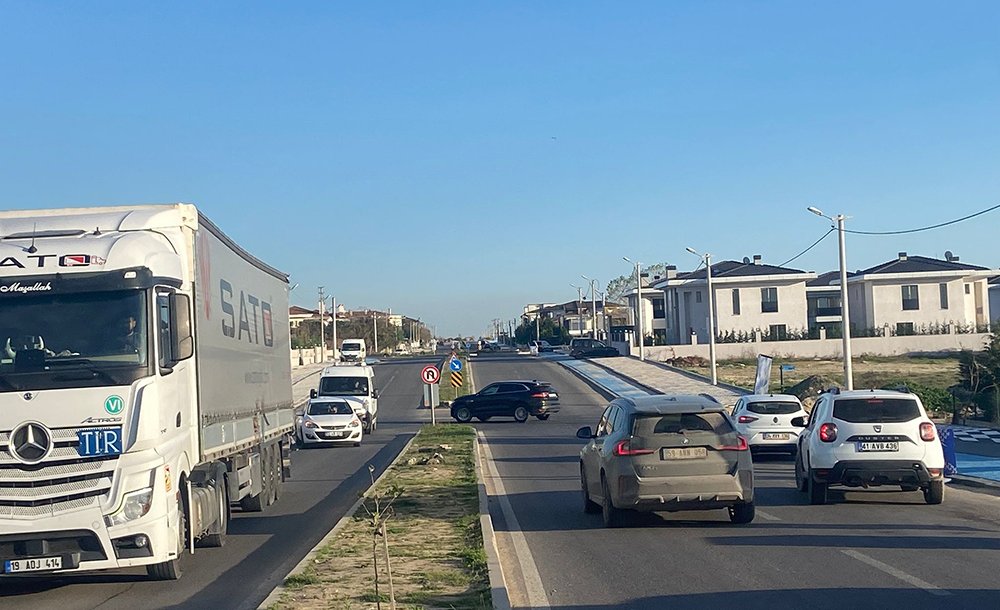 Önerler Kavşağında Çi̇le Devam Edi̇yor!