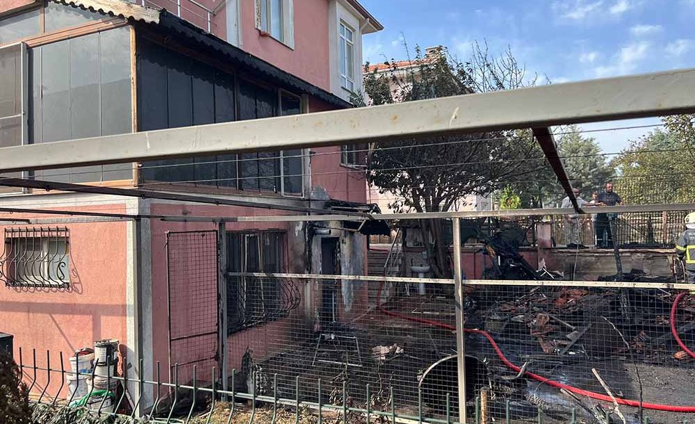 Önerler Mahallesi'nde Korkutan Yangın 