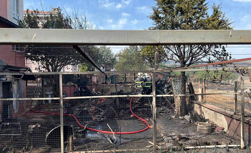 Önerler Mahallesi'nde Korkutan Yangın 