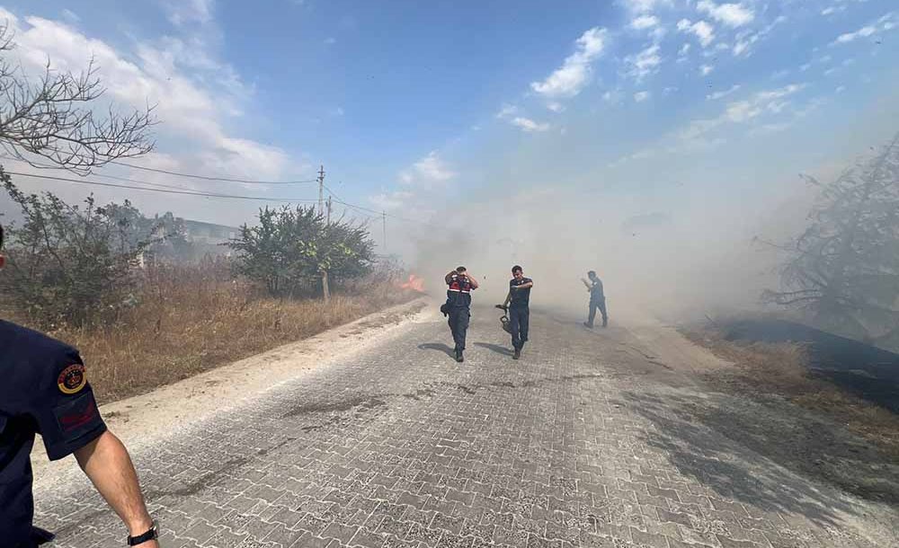 Önerler Mahallesi'nde Korkutan Yangın 